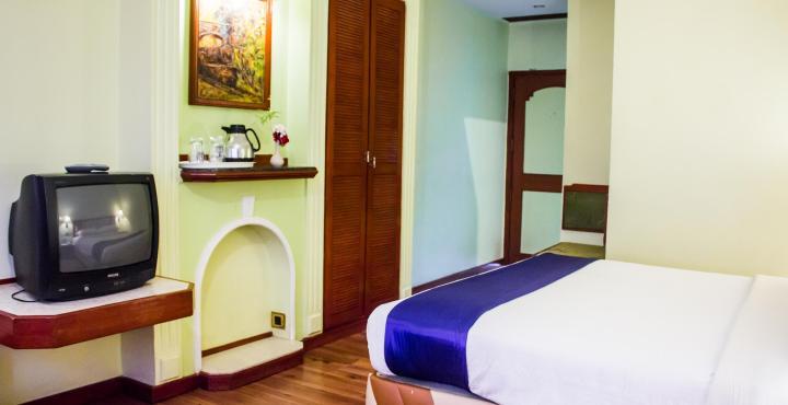 Hotel Nahar Nilgiris Ooty Luaran gambar